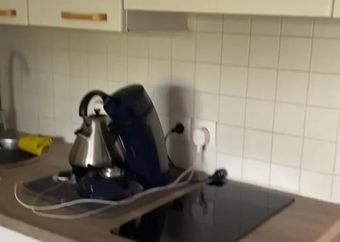 Les Pieds Dans L Eau De Betty 50 M Ghisonaccia