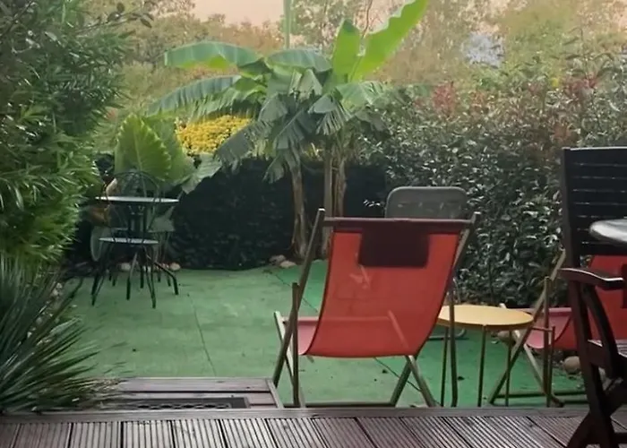 Les Pieds Dans L Eau De Betty 50 M Apartmán