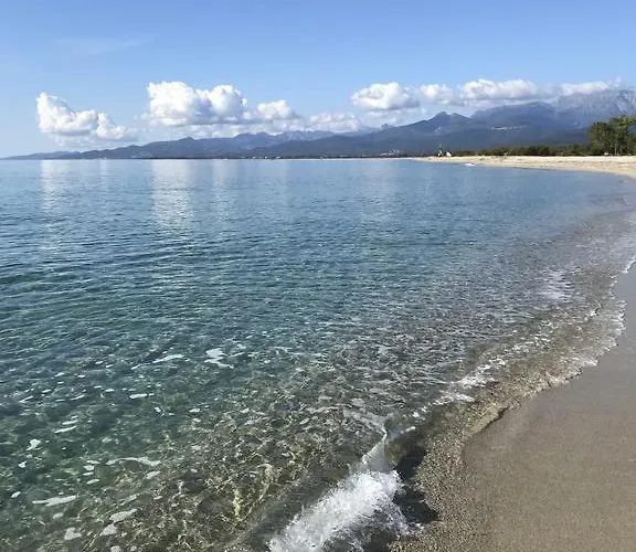 Les Pieds Dans L Eau De Betty 50 M Apartmán